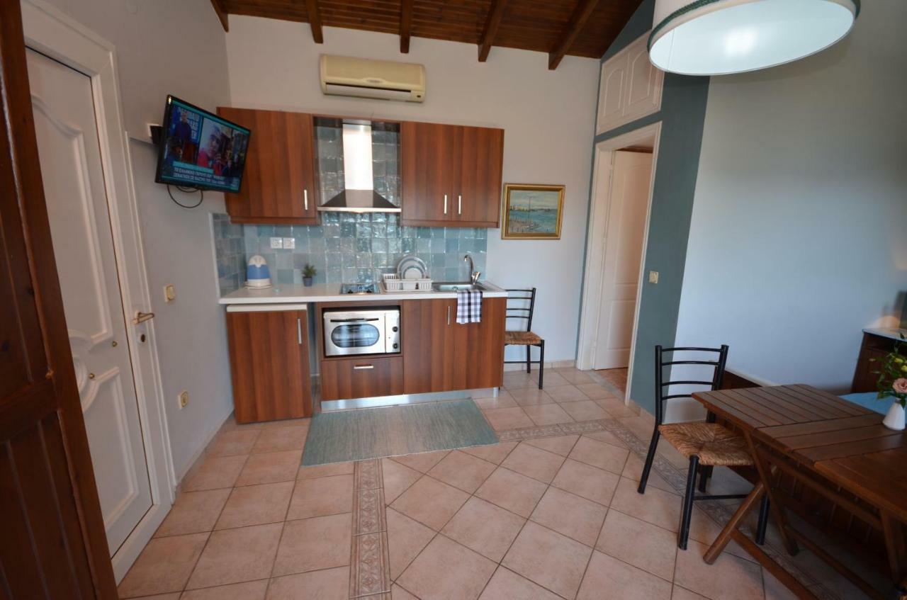 Thalassa Apartment *